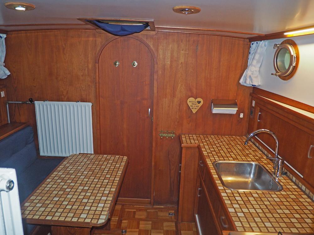 Fore ship, Accommodation